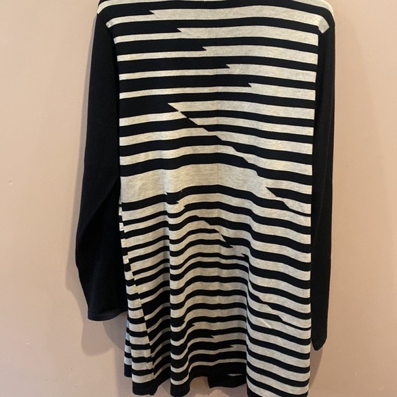 NWT premise studio cardigan - Picture 4 of 5